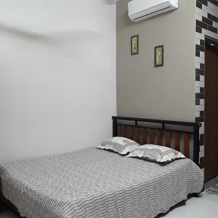 Homestay Bahau Jempol Екстер'єр фото
